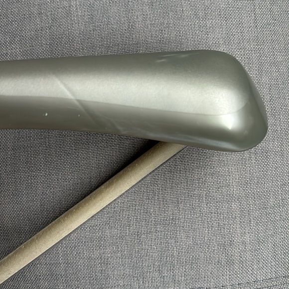 Armani Collezioni Cost/Suits hanger - Picture 4 of 5